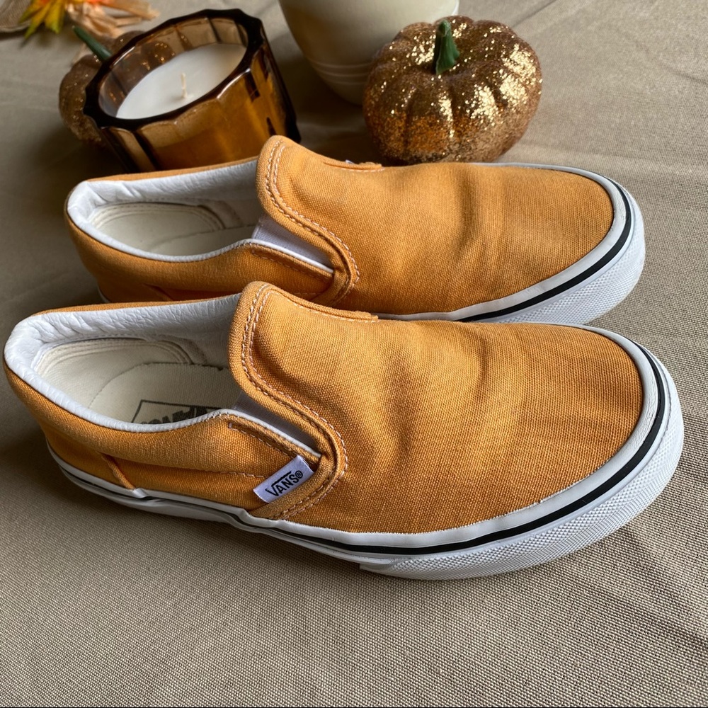Vans “Off The Wall” Kids Slip-On Size 3